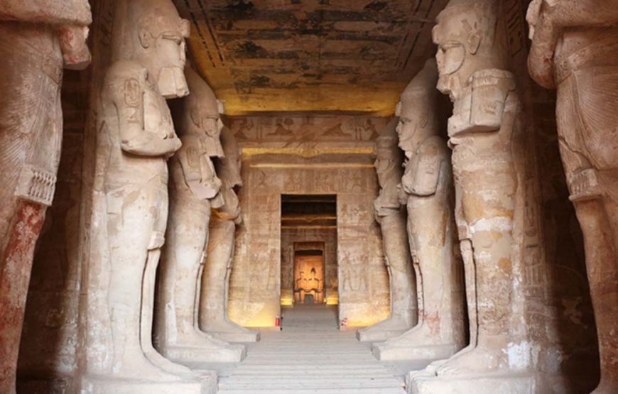 Excursion d’une journée à Abou Simbel au départ d’Assouan en voiture