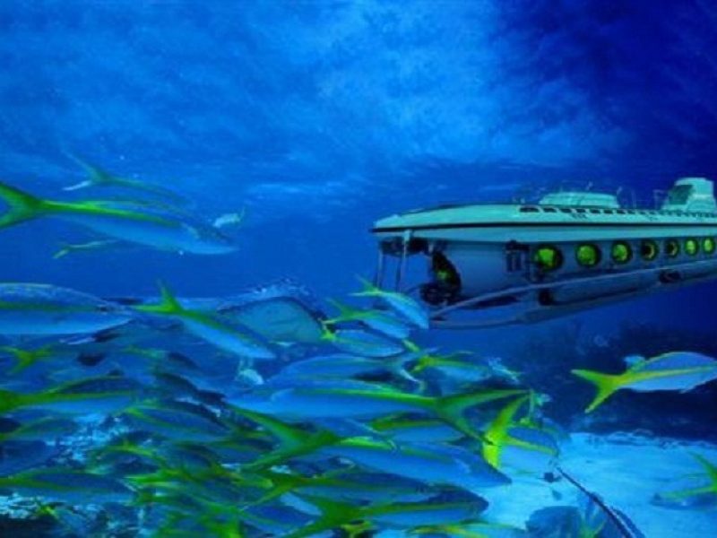  Tour en El Submarino 