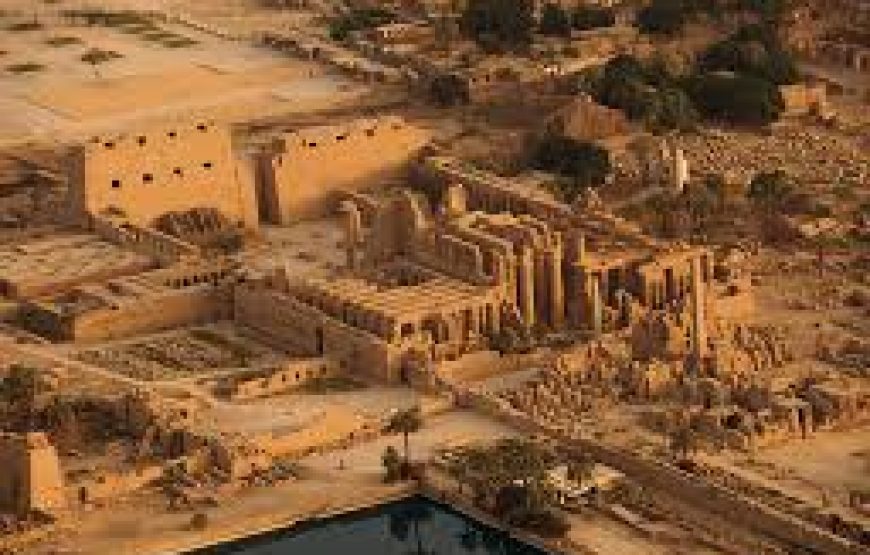Show de som e luzes em Karnak