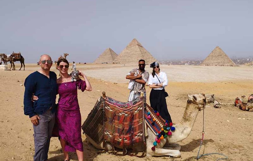Tour en Saqqara y Pirámides de Guiza desde Puerto de Alejandría